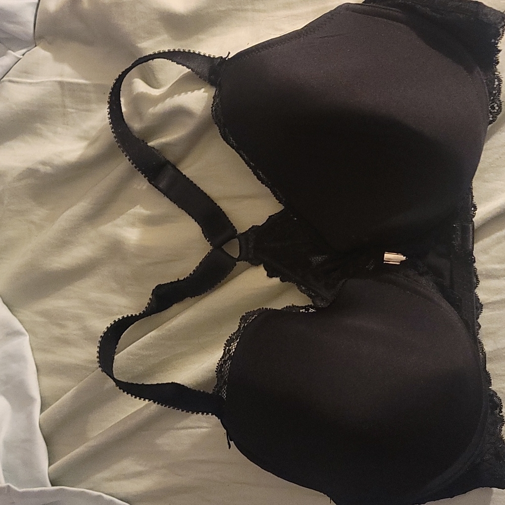 Racerback front closure bra